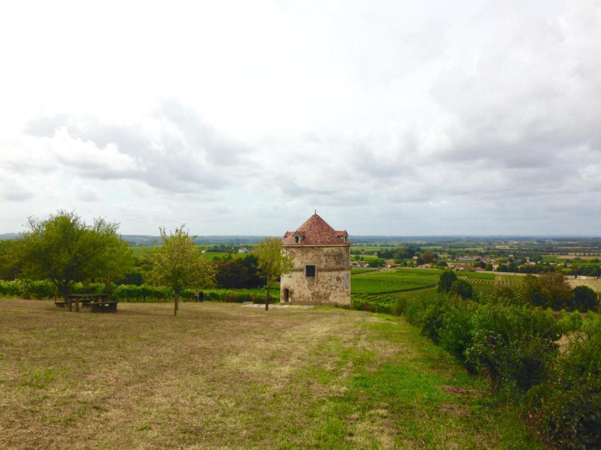 Gîte Le Bonheur Hiersac Exterior foto